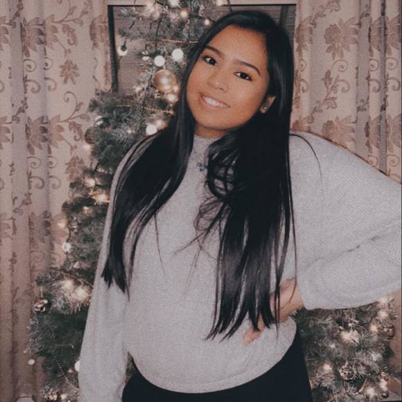 Meet your Posher, Christine - Picture 1 of 1